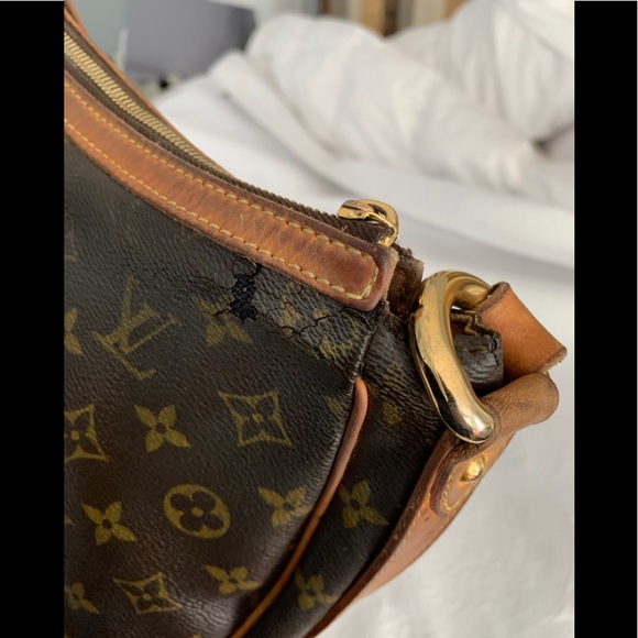 Authentic Louis Vuitton Tulum PM - Picture 8 of 17